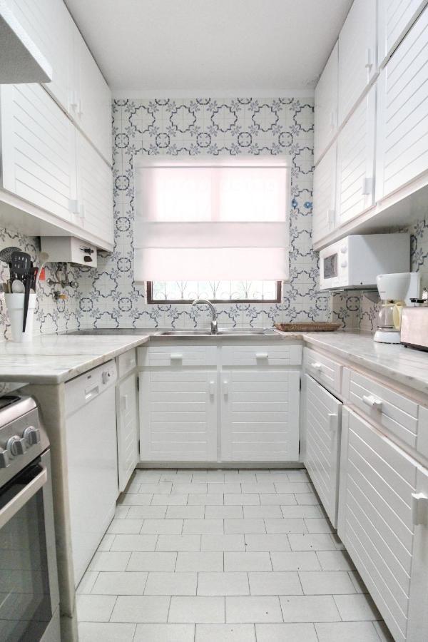 T3 Holiday Cottage Near The Beach | C225 Porches  Εξωτερικό φωτογραφία
