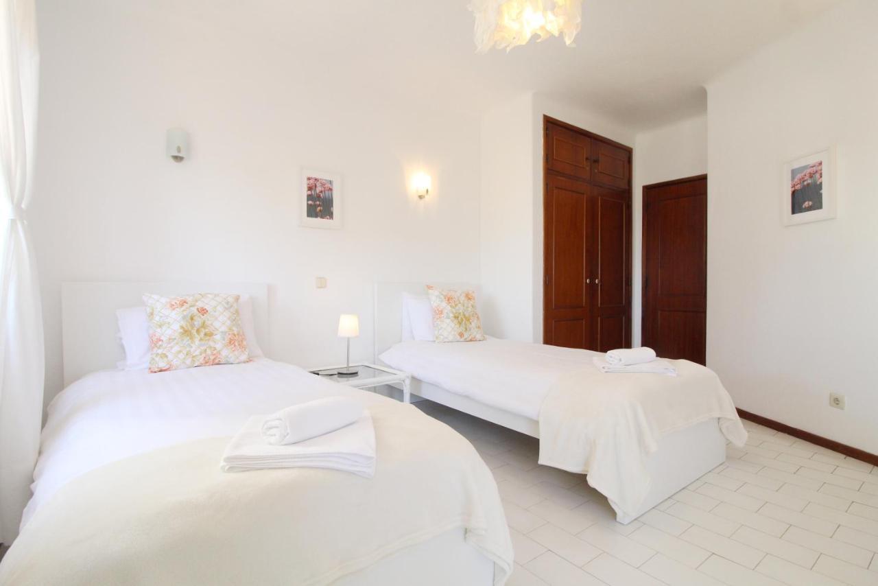 T3 Holiday Cottage Near The Beach | C225 Porches  Εξωτερικό φωτογραφία